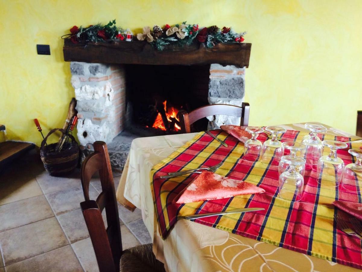 Agriturismo San Marco Dragoni  エクステリア 写真